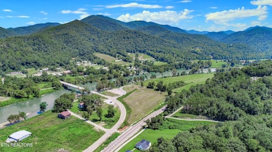 130 & 110 Only Way, Del Rio, TN 37727 - photo 4