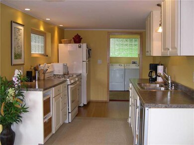 Kitchen. Thoughtfully designed kitchen