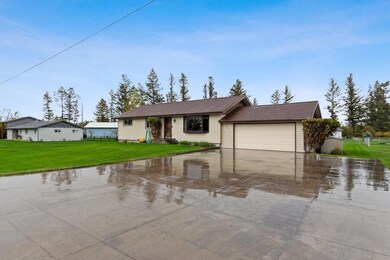 808 Greenridge Dr, Kalispell, MT 59901 - photo 2