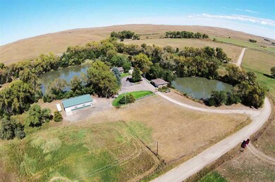 8515 W Foothill Rd, North Platte, NE 69101 - photo 4