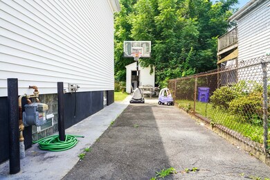 31 Sachem St, Fall River, MA 02724 - photo 4