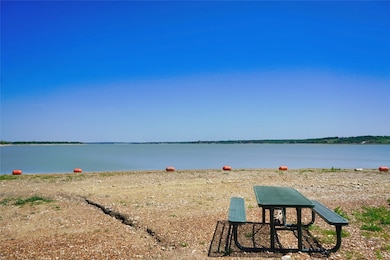 100 Harbor Dr unit 102, Bridgeport, TX 76426 - photo 5