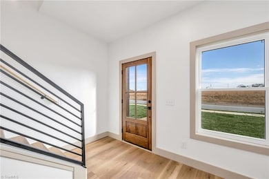 2113 24th Street Lane Sortheast, Hickory, NC 28602 - photo 5