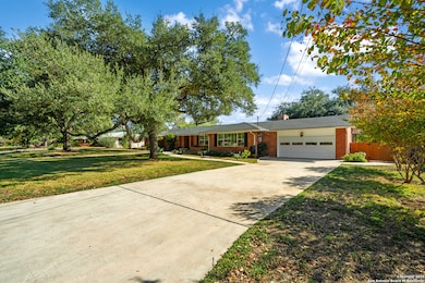 120 Herweck Dr, San Antonio, TX 78213 - photo 5