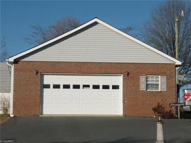 3049 Spoons Chapel Rd, Asheboro, NC 27205 - photo 2