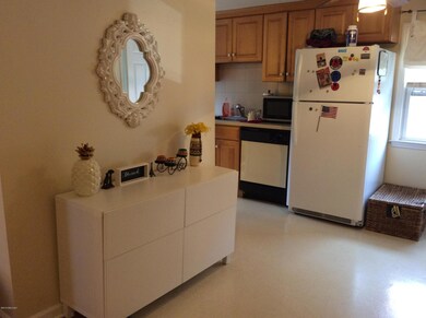 36 Moshier St unit 2, Greenwich, CT 06831 - photo 4