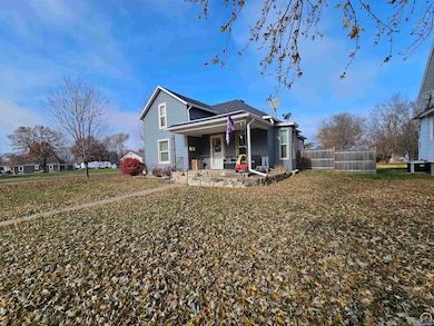 1218 Jefferson St, Sabetha, KS 66534 - photo 2