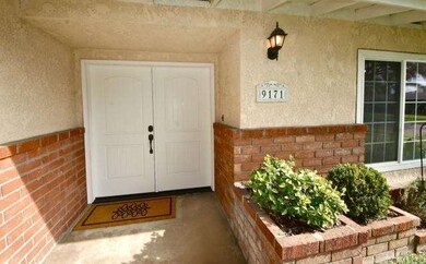 Covered double door entryway