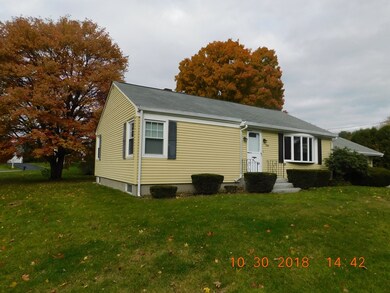 740 Read St, Attleboro, MA 02703 - photo 2