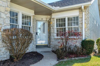 13 Shaelah Dr unit 32, Weldon Spring, MO 63304 - photo 2