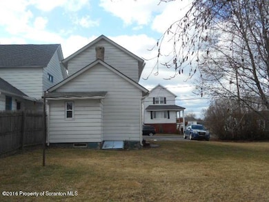 1321 Winton St, Archbald, PA 18403 - photo 4