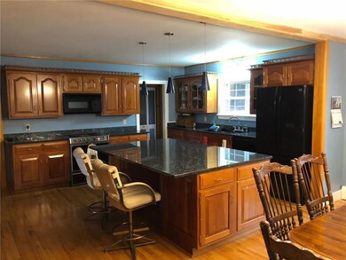 Kitchen with granite counter tops....