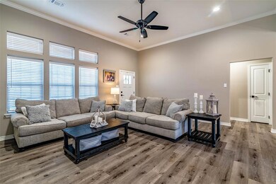 309 S Magnolia St, Pottsboro, TX 75076 - photo 5