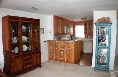 566 White Cliff Dr, Plymouth, MA 02360 - photo 5