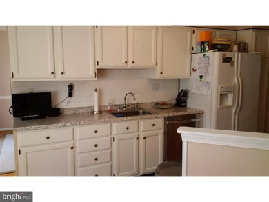 538 E Saxony Dr unit 538, Exton, PA 19341 - photo 4