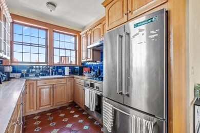 8 Gloucester St unit 12A, Boston, MA 02115 - photo 3