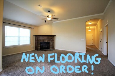 18200 Sandhurst Ct, Edmond, OK 73012 - photo 3