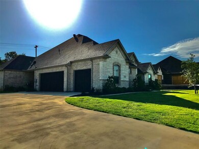 2009 Vanderbilt Dr, Weatherford, TX 76088 - photo 3