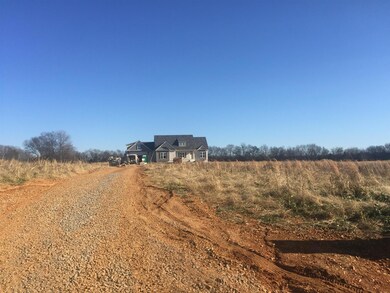 2781 Anes Station Rd, Lewisburg, TN 37091 - photo 2