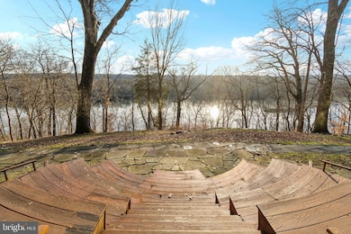 11540 Springridge Rd, Potomac, MD 20854 - photo 3