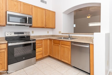 7567 W Pepper Ridge Rd, Tucson, AZ 85743 - photo 4