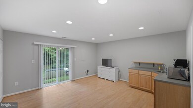 11533 Aberstraw Way, Germantown, MD 20876 - photo 2
