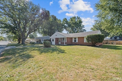2103 W Jefferson St, Kokomo, IN 46901 - photo 2