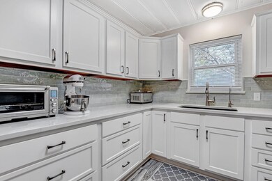 55 Castle Dr, Pottsboro, TX 75076 - photo 4