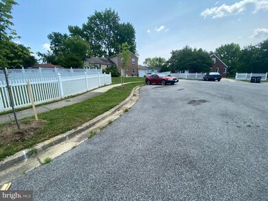 4708 Elmtree Ct, Temple Hills, MD 20748 - photo 6