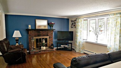 46 Stark Ln, Litchfield, NH 03052 - photo 2