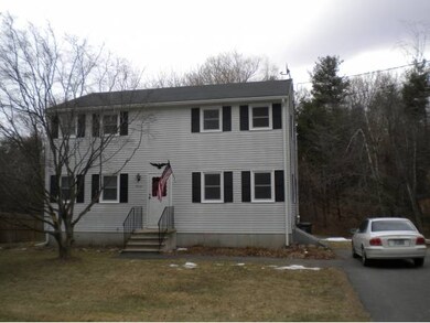 13A Kim Ave unit 13B, Londonderry, NH 03053 - photo 2