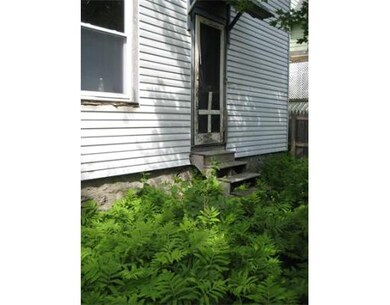 6 Wainwright St, Dorchester Center, MA 02124 - photo 5