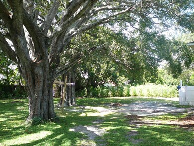 2017 Sunrise Blvd, Fort Pierce, FL 34950 - photo 5