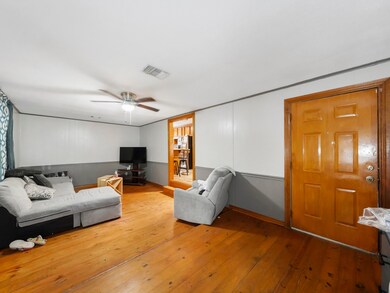 9131 Kneitz Rd, Needville, TX 77461 - photo 2