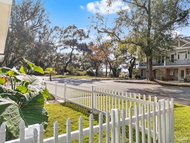 120 Bayou Blvd, Pensacola, FL 32503 - photo 3