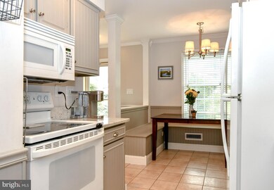 5918 Prince James Dr unit 78, Springfield, VA 22152 - photo 7