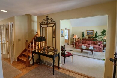 14 Carlyle Terrace, Saratoga Springs, NY 12866 - photo 6
