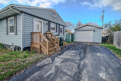122 Lynnhaven Rd, Madison, WI 53714 - photo 2