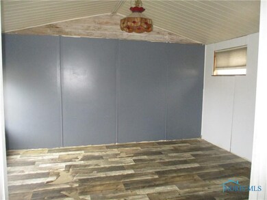 9463 W Kyle St, Mark Center, OH 43536 - photo 4