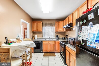 8426 Charlton Rd, Randallstown, MD 21133 - photo 7