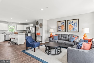 118 Shiningfield Ct, Middle River, MD 21220 - photo 5