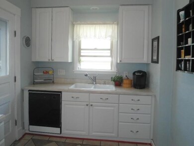 Kitchen 3