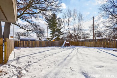 6-web-or-mls-340 W 27th St, Holland-6
