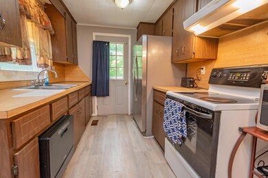 26 Knapp Ave, Milo, ME 04463 - photo 3