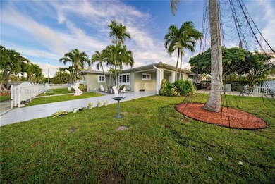 300 NE 175th St, North Miami Beach, FL 33162 - photo 3