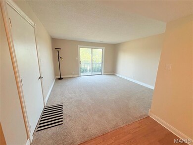 1812 Gascony Parc Dr, Lake Saint Louis, MO 63367 - photo 5