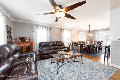 31 Lisa Dr, Hazlet, NJ 07730 - photo 2