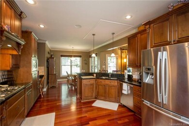Fabulous kitchen with granite counters, stainless 