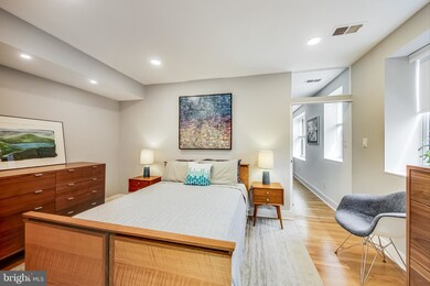2370 Champlain St NW unit 36, Washington, DC 20009 - photo 5
