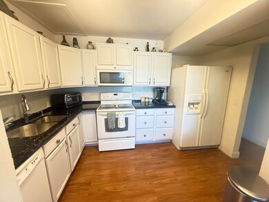 246 Preston F unit 246, Boca Raton, FL 33434 - photo 5